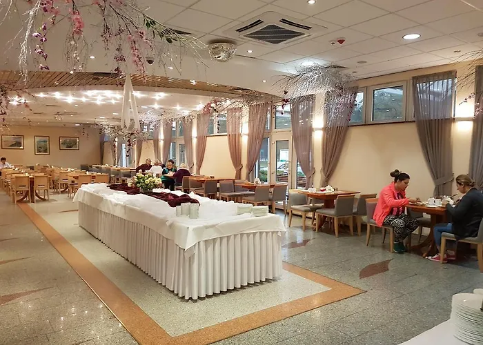 Hotel Ustka מלון