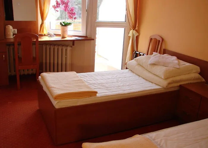 Hotel Ustka 2* אוסטקה